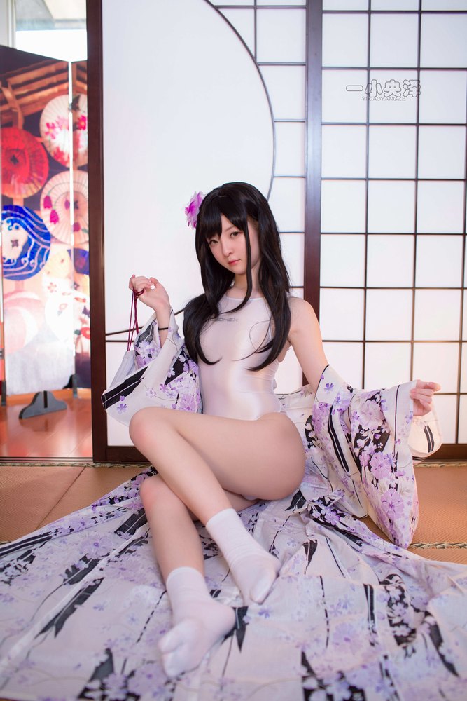 清纯妹子玩cosplay二次元萝莉翘臀