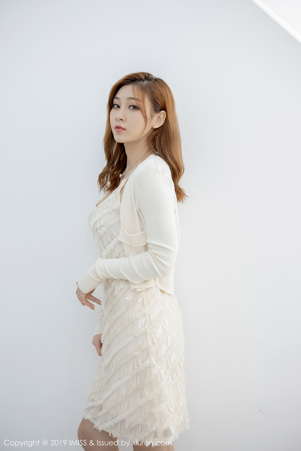 嫩模莉娜lena居家私房性感内衣配运动裤秀完美身材