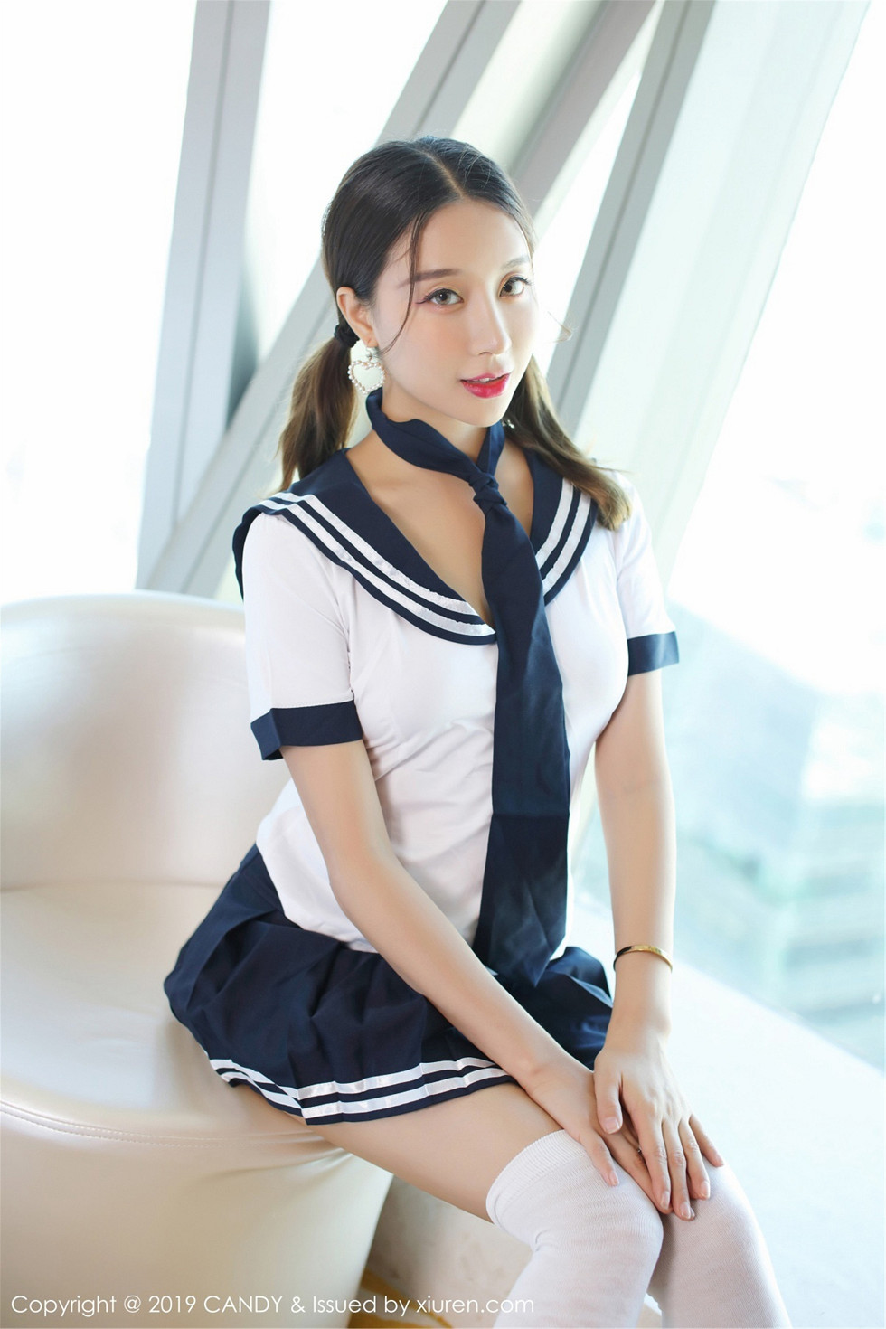 制服美女筱慧私房清纯学生制服十分诱惑