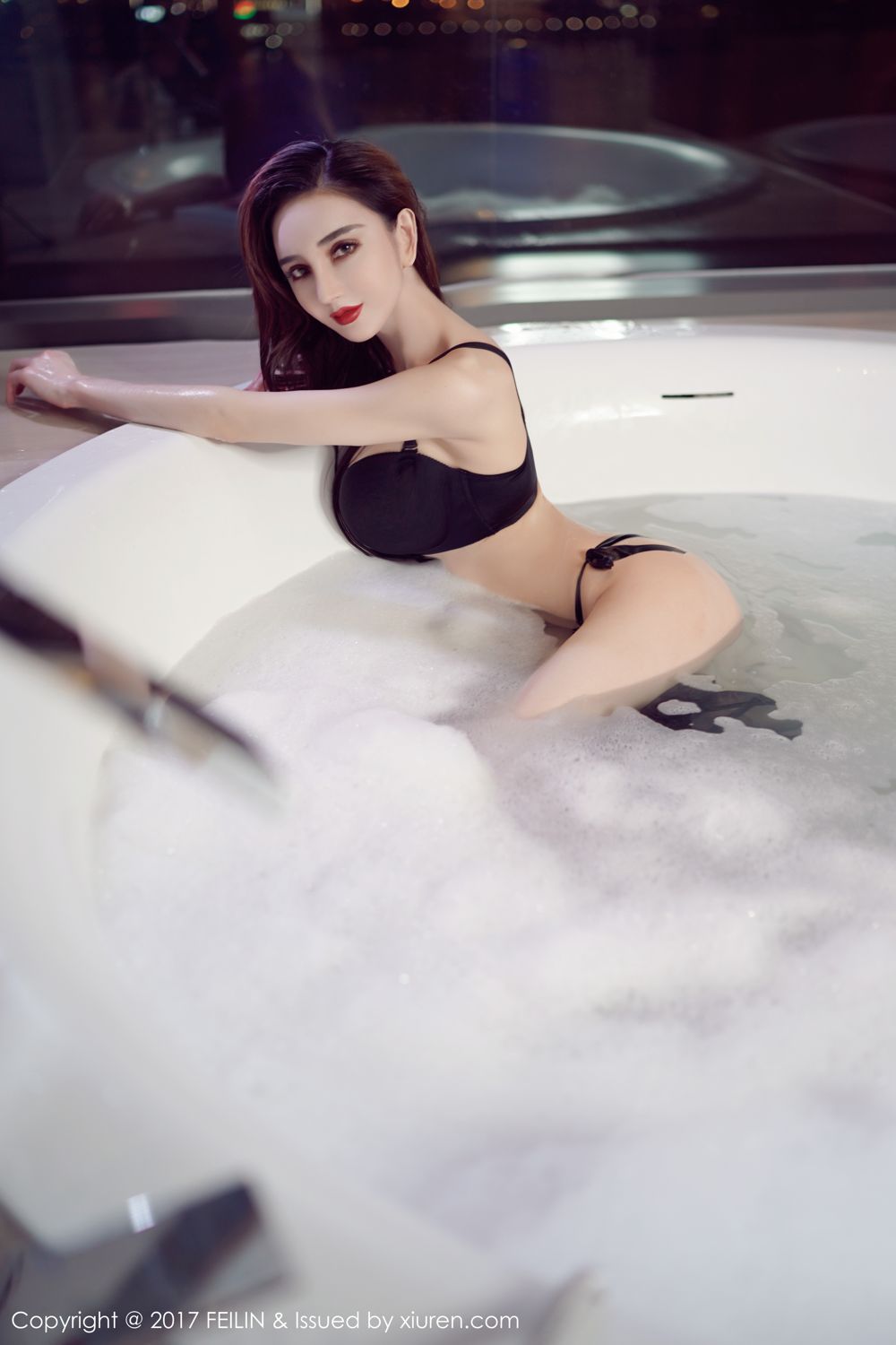 长腿丝袜美女小帝姬绝美写真