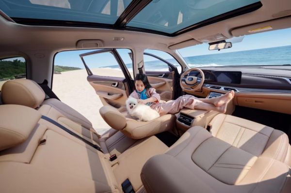 CS75PLUS难以招架，中型大七座插混SUV蓝电E5荣耀版仅售9.98万震撼来袭